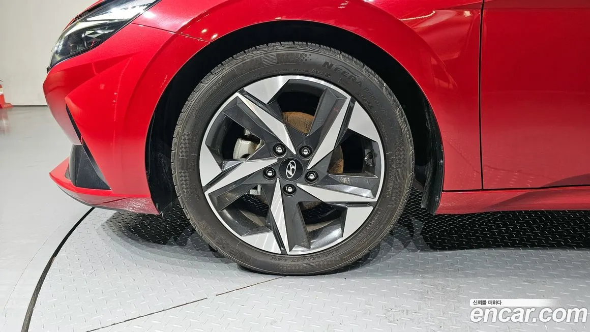 Hyundai AVANTE — фото 4