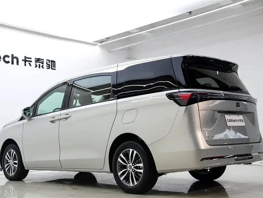 Buick GL8 2026 из CN, фото 6