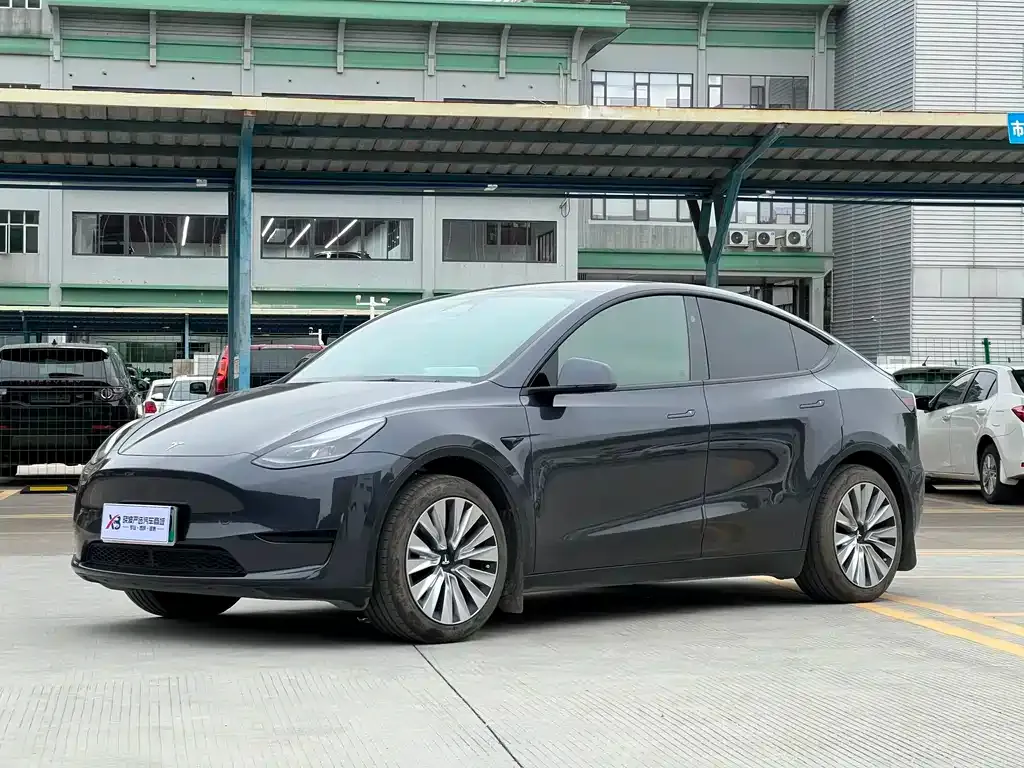 Tesla Model Y 2024 из CN, фото 1