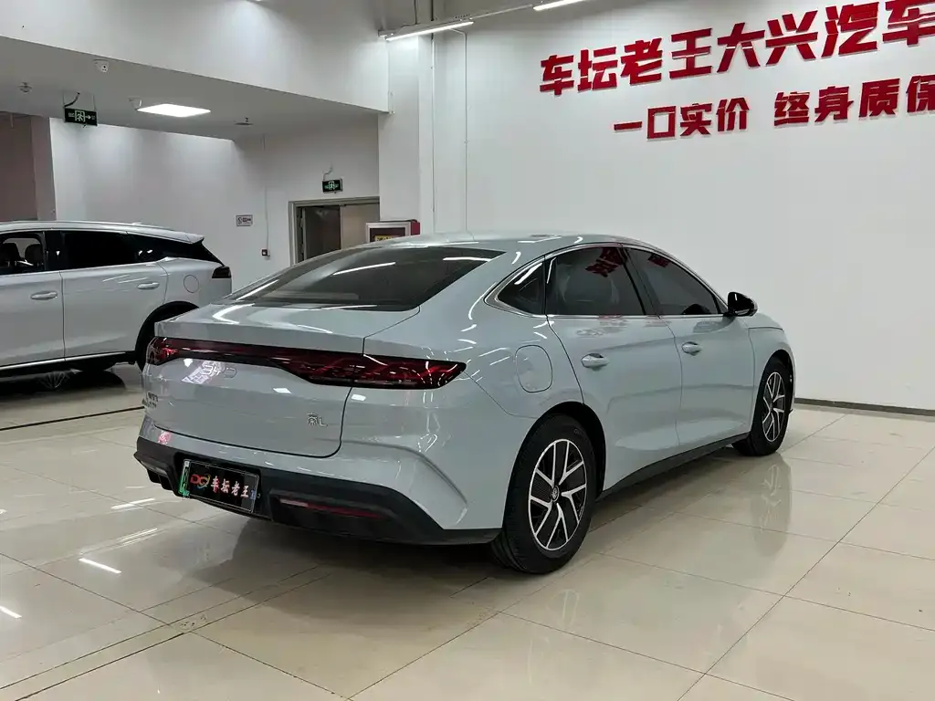 BYD Qin L — фото 6