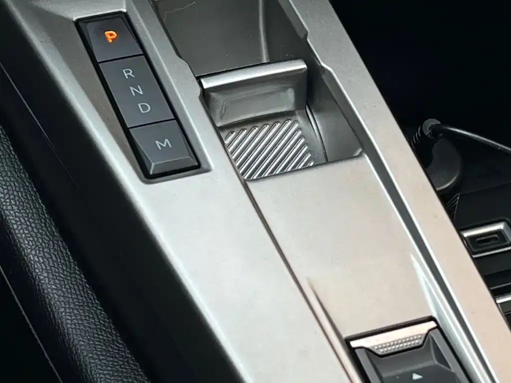 Peugeot 408X 2024 из CN, фото 4