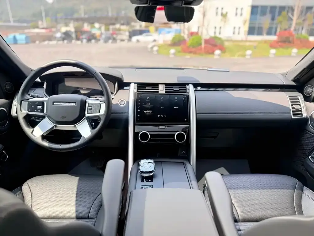 Land Rover Discovery 2025 из CN, фото 10