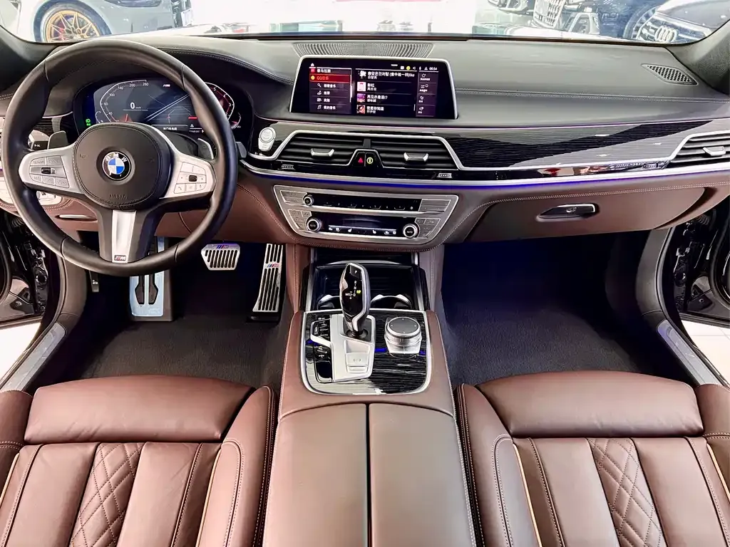 BMW 7 Series 2022 из CN, фото 4