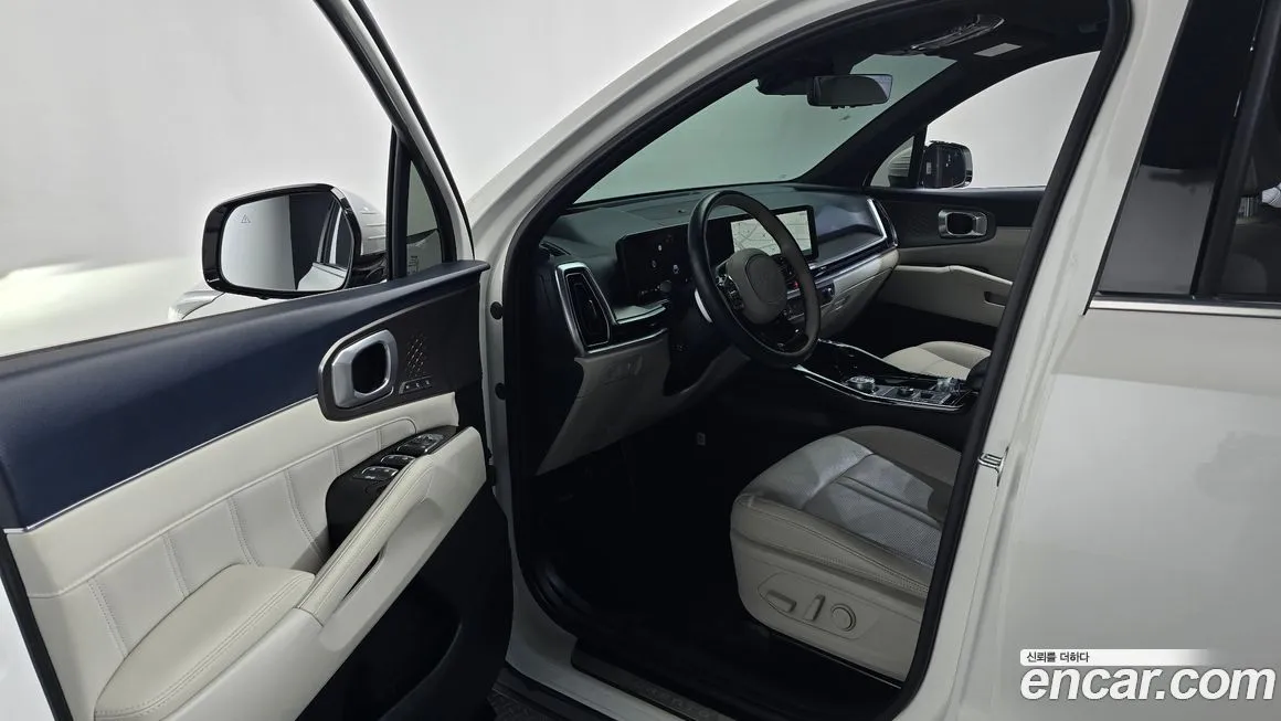 Kia Sorento — фото 8