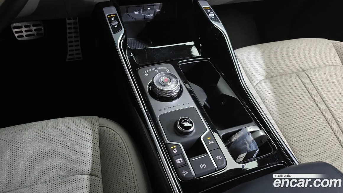 Kia Sorento — фото 10