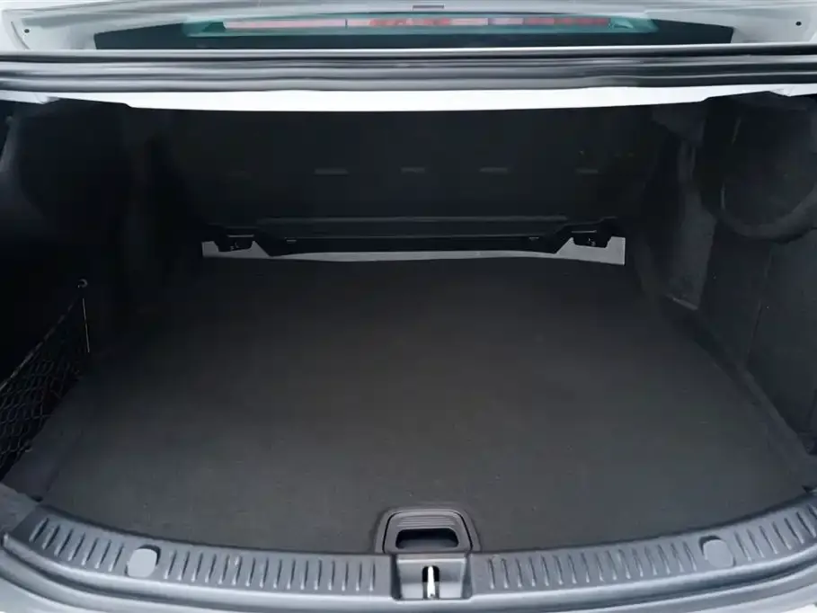 Mercedes-Benz E-Class 2022 из CN, фото 2
