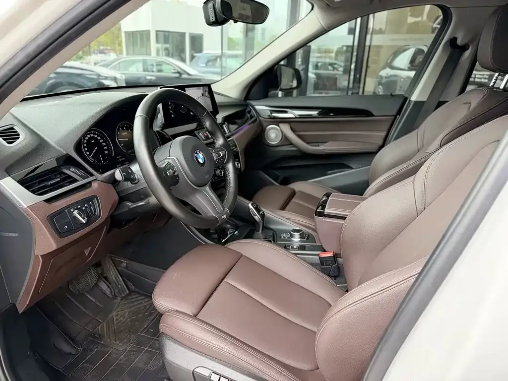 BMW X1 2022 из CN, фото 10