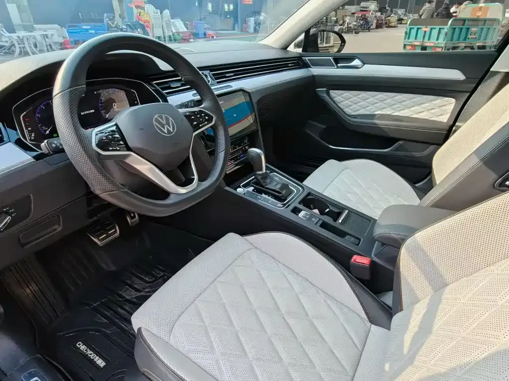 Volkswagen Magotan 2023 из CN, фото 5