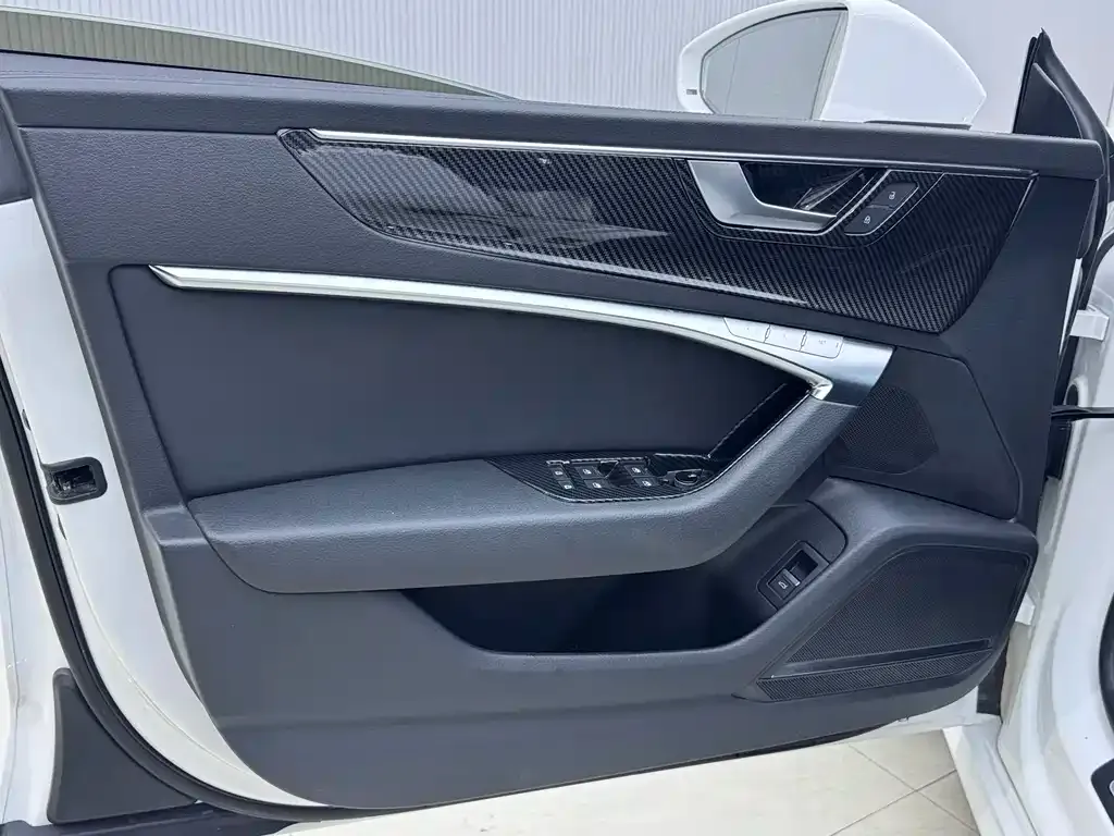 Audi A7 — фото 7