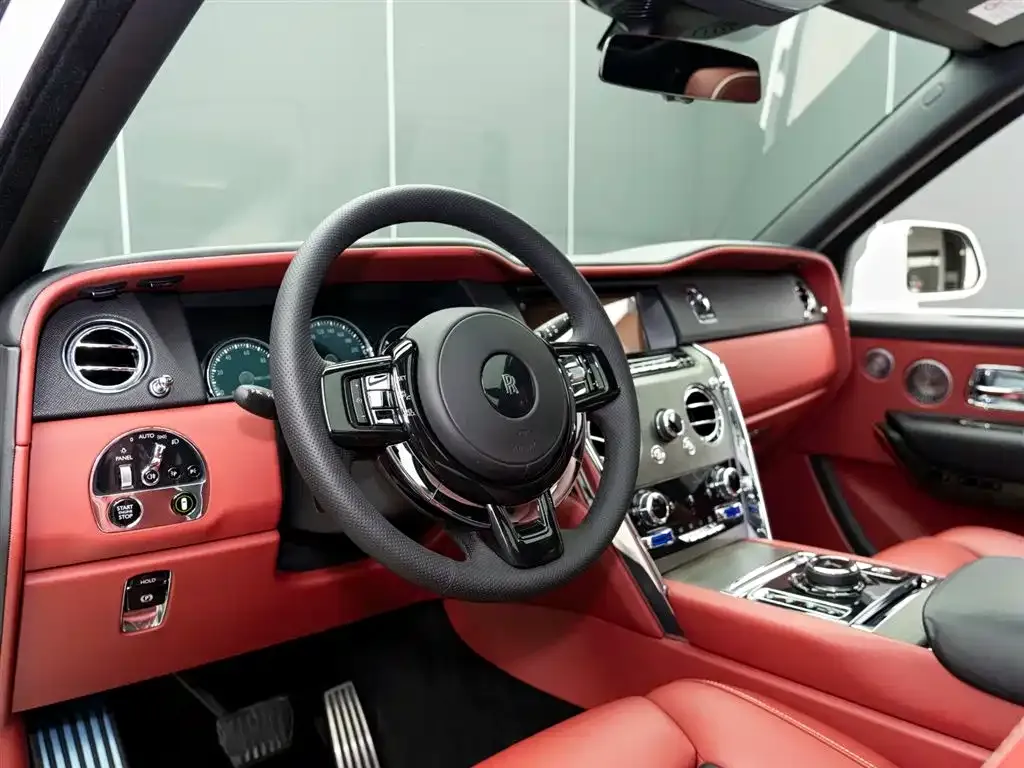 Rolls-Royce Cullinan 2022 из CN, фото 10