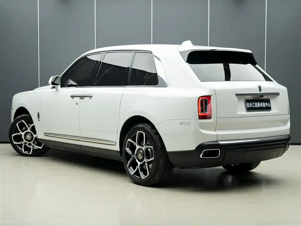 Rolls-Royce Cullinan 2022 из CN, фото 2
