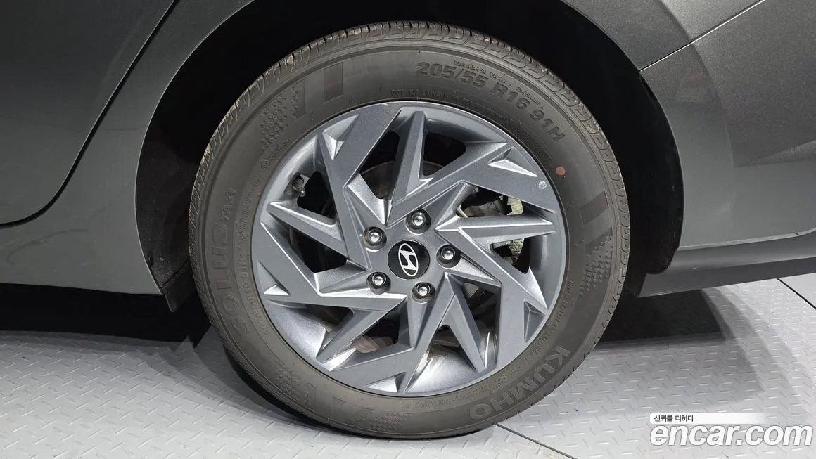 Hyundai AVANTE — фото 6