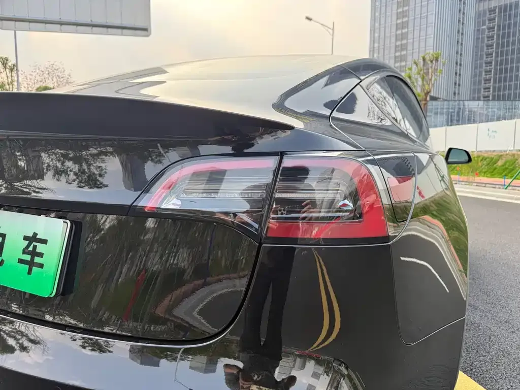 Tesla Model 3 2022 из CN, фото 2