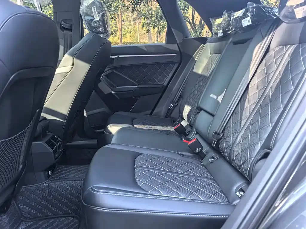 Audi Q3 2026 из CN, фото 3