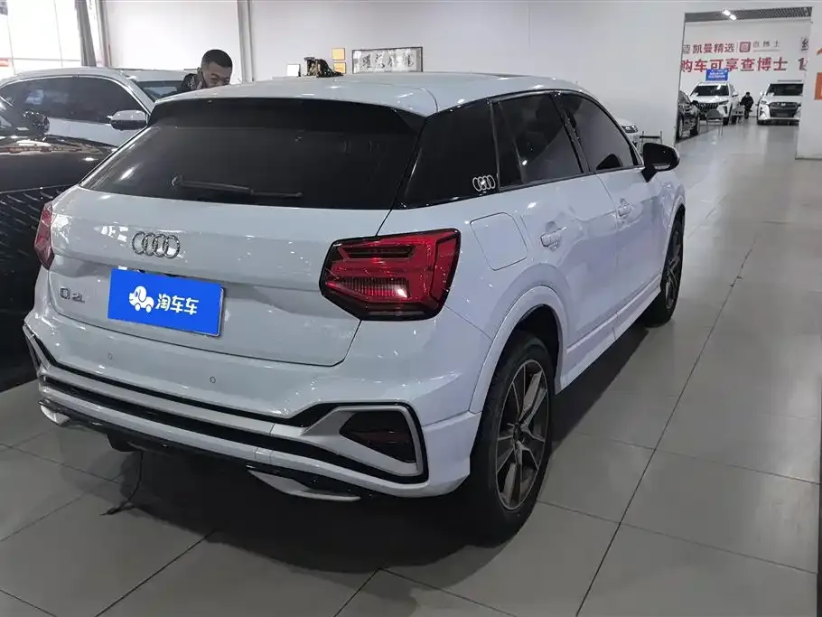 Audi Q2L 2022 из CN, фото 8