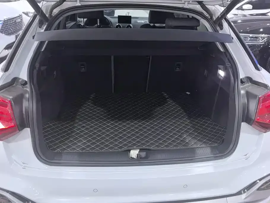 Audi Q2L 2022 из CN, фото 10