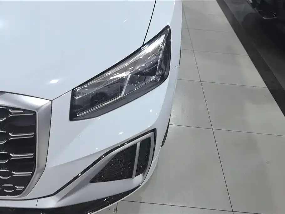 Audi Q2L 2022 из CN, фото 9