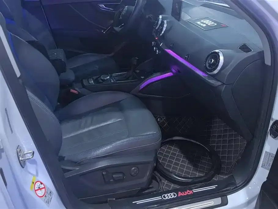 Audi Q2L 2022 из CN, фото 4