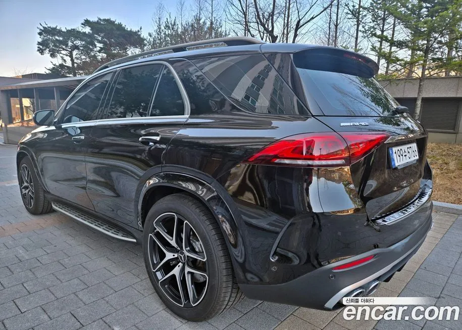 Mercedes-Benz GLE-Class — фото 5