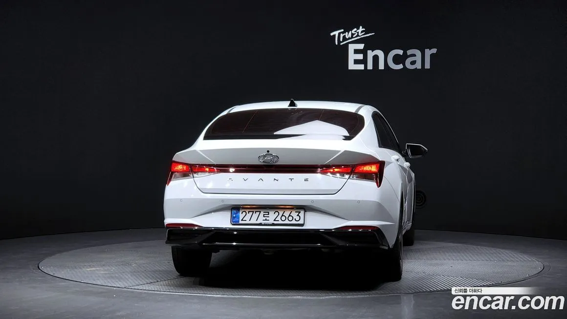Hyundai AVANTE — фото 2