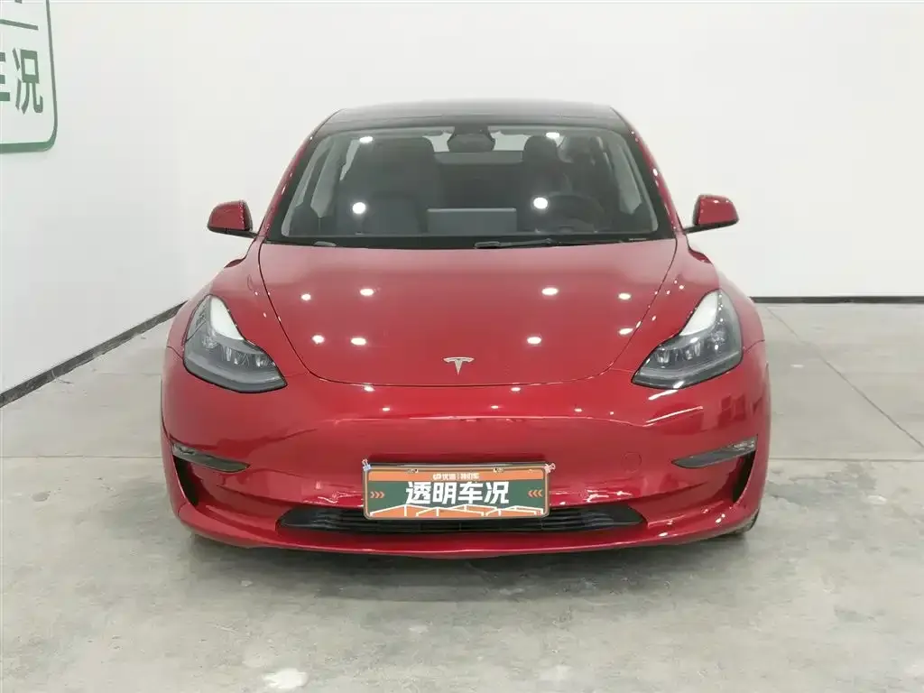 Tesla Model 3 — фото 2