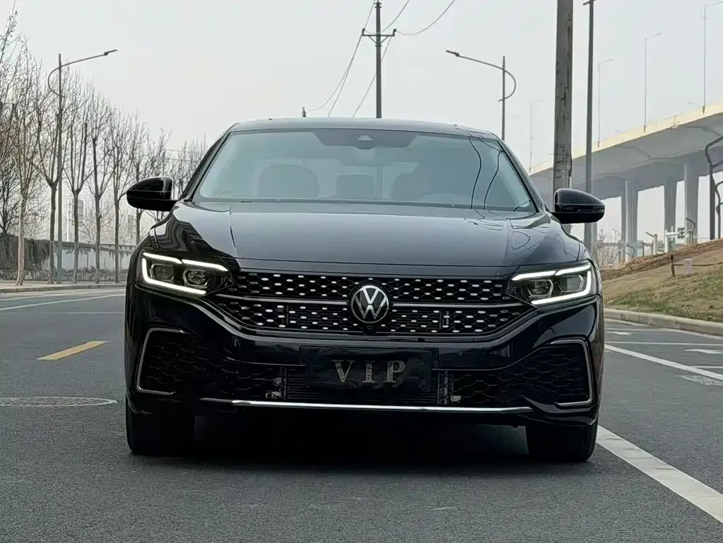 Volkswagen Passat 2024 из CN, фото 5