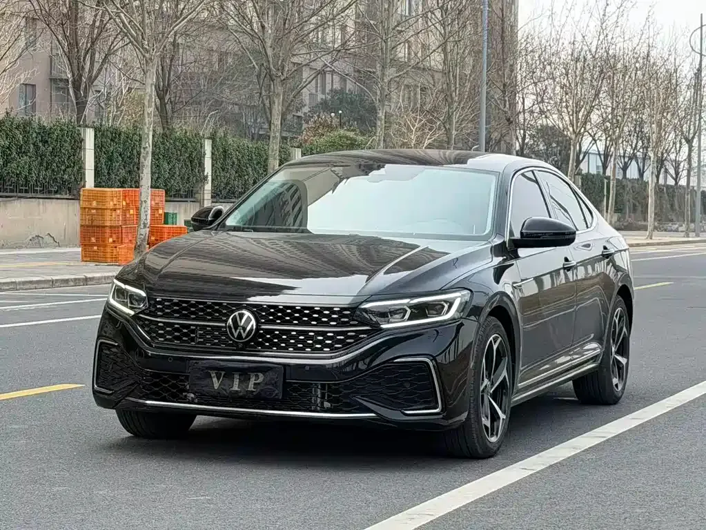 Volkswagen Passat 2024 из CN, фото 8