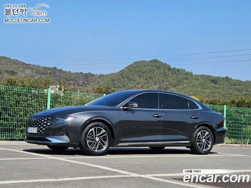 Hyundai Grandeur — фото 1