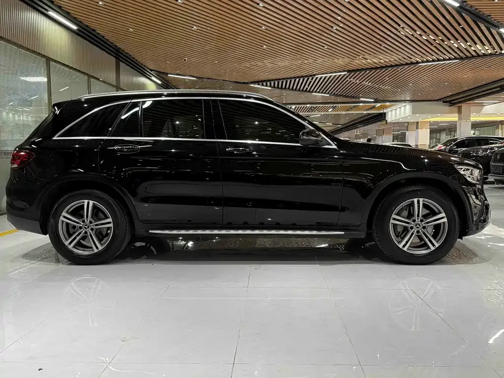 Mercedes-Benz GLC — фото 9