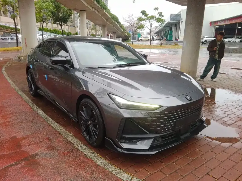 Changan UNI-V 2023 из CN, фото 5