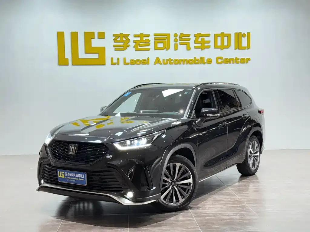 Toyota Crown Kluger 2024 из CN, фото 1