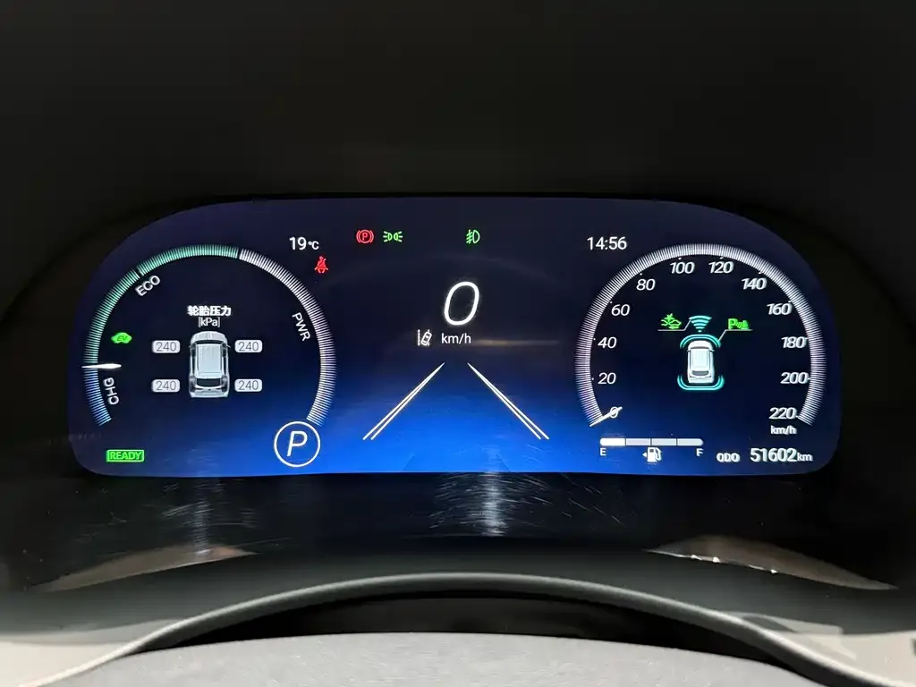 Toyota Crown Kluger 2024 из CN, фото 6