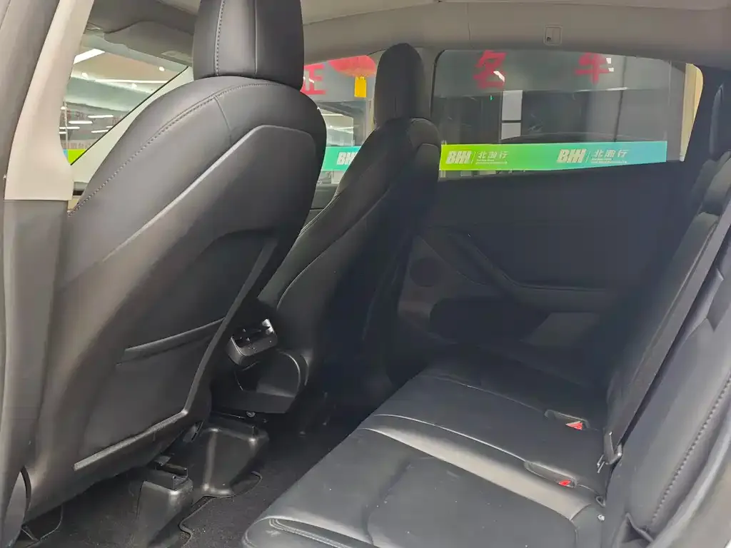 Tesla Model Y 2022 из CN, фото 2