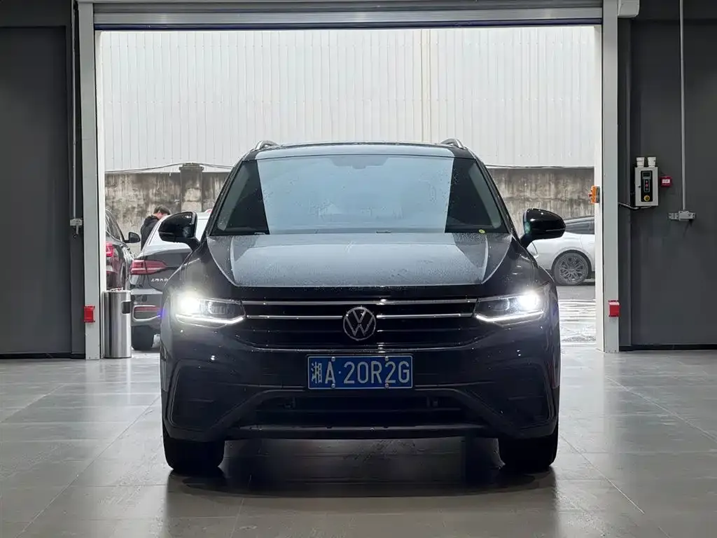Volkswagen Tiguan L 2025 из CN, фото 1