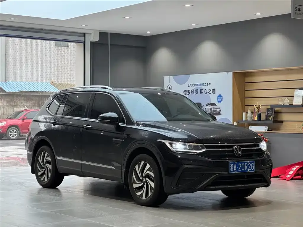 Volkswagen Tiguan L 2025 из CN, фото 5