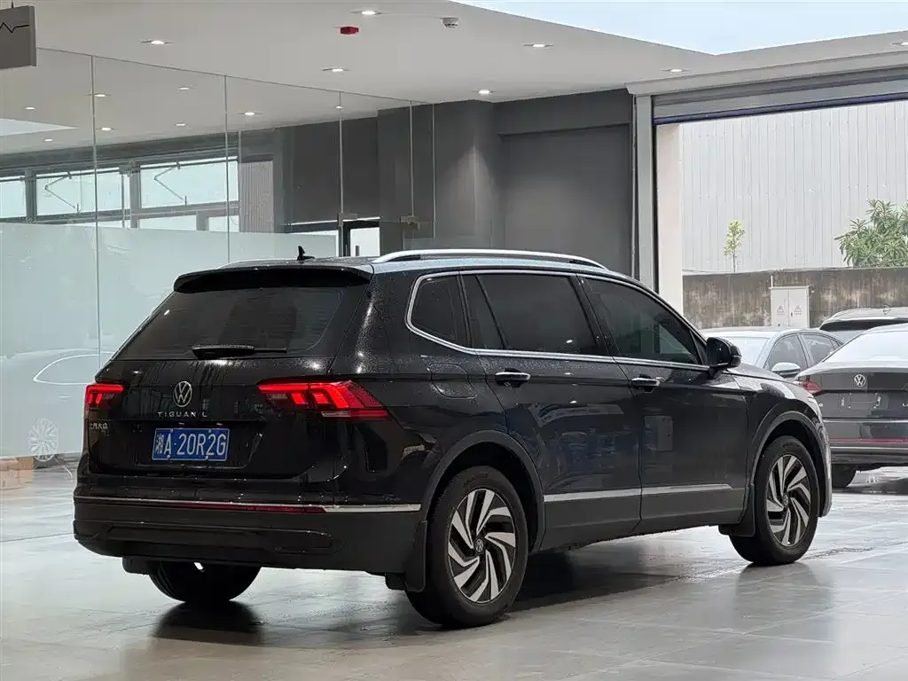 Volkswagen Tiguan L 2025 из CN, фото 4