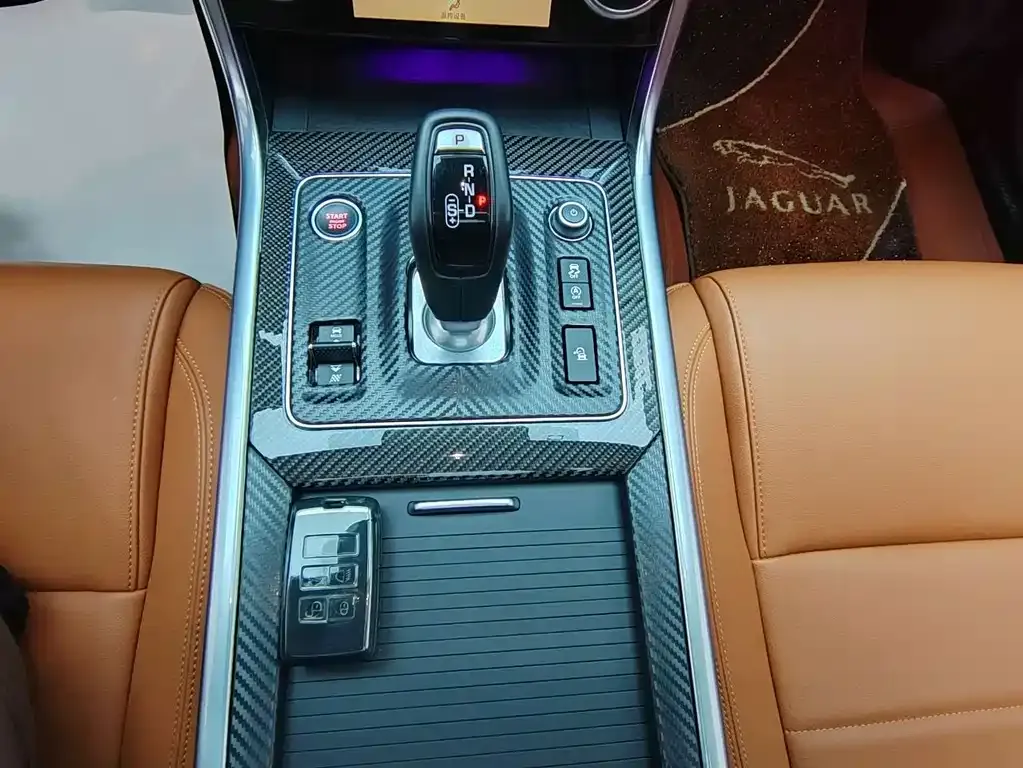 Jaguar XEL 2024 из CN, фото 7