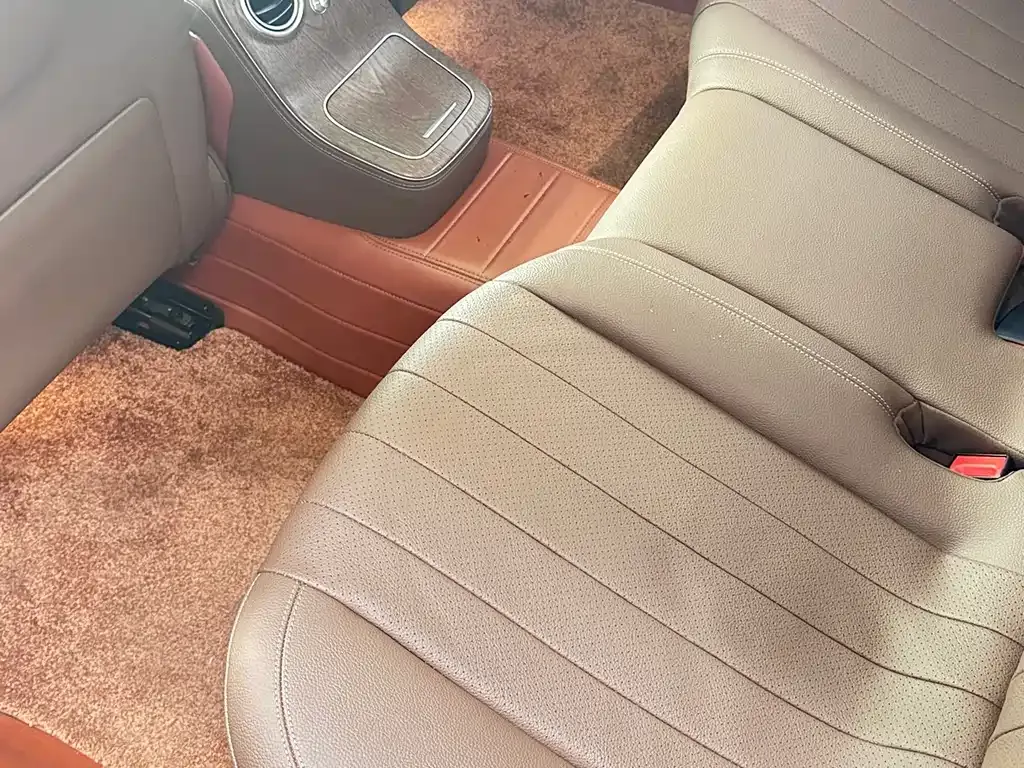 Mercedes-Benz E-Class 2023 из CN, фото 7