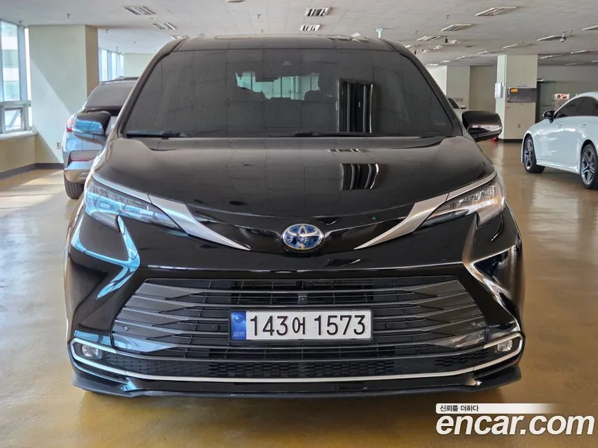 Toyota Sienna 2023 из KR, фото 4