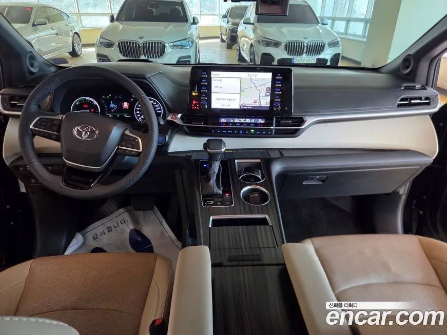 Toyota Sienna 2023 из KR, фото 9
