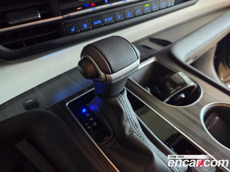 Toyota Sienna 2023 из KR, фото 10