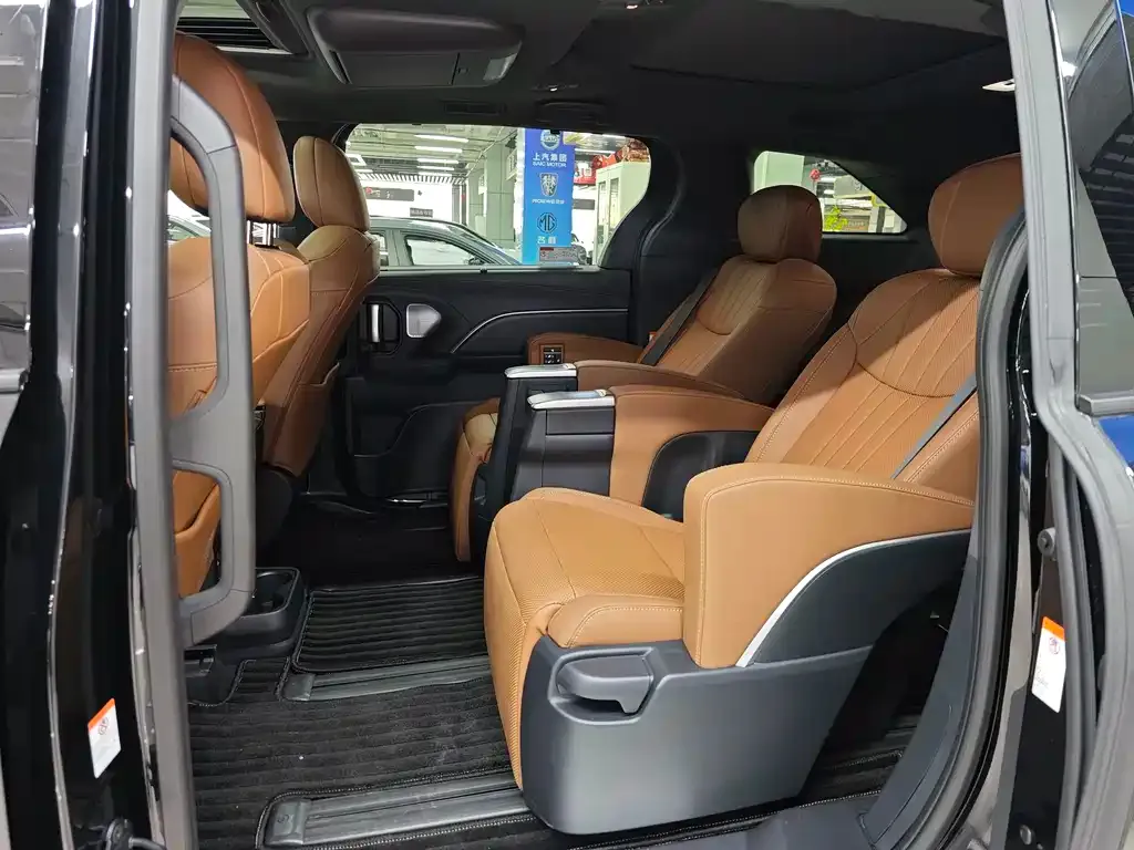 Toyota Granvia 2026 из CN, фото 7