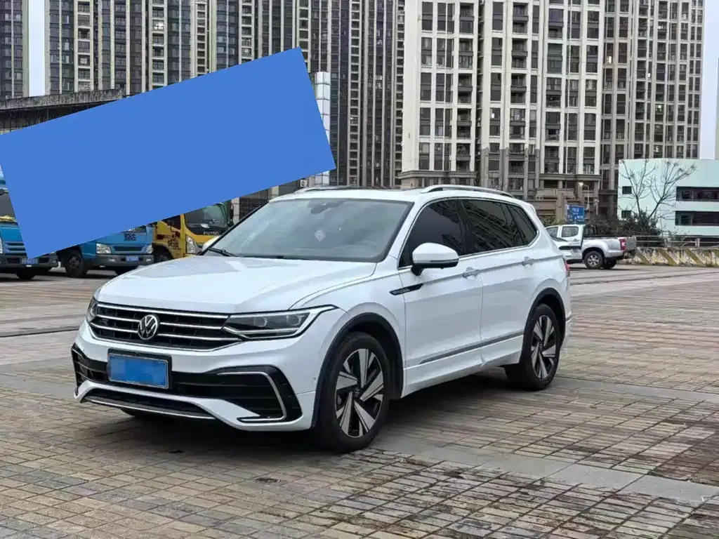 Volkswagen Tiguan L 2023 из CN, фото 1