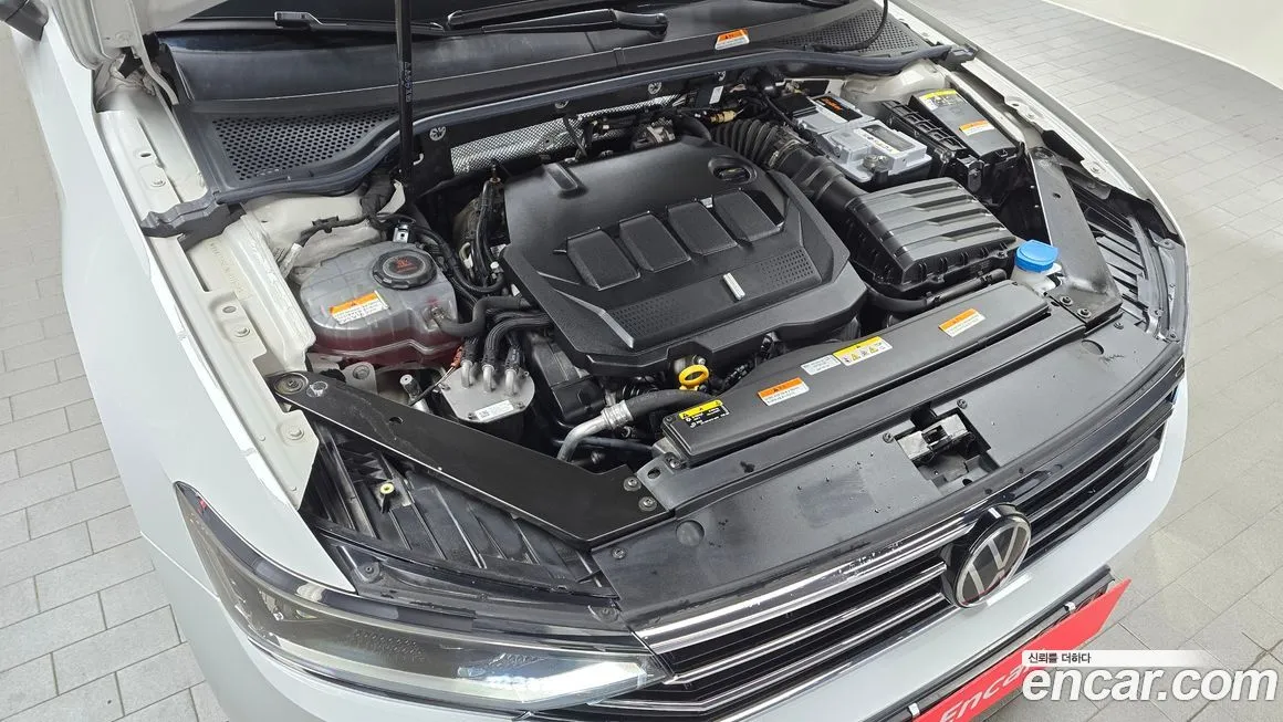 Volkswagen Passat 2022 из KR, фото 10