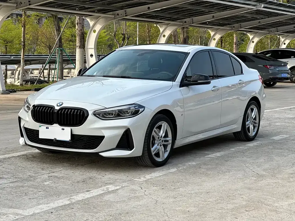 BMW 1 Series — фото 1
