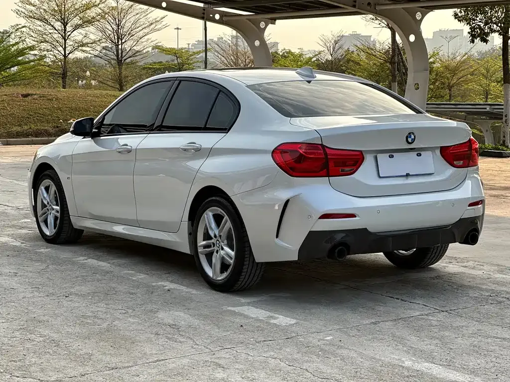 BMW 1 Series — фото 10