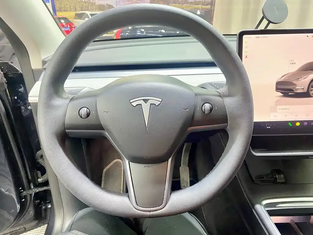 Tesla Model Y 2024 из CN, фото 6
