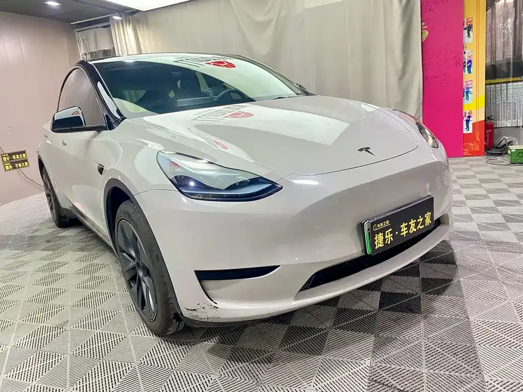 Tesla Model Y 2024 из CN, фото 7