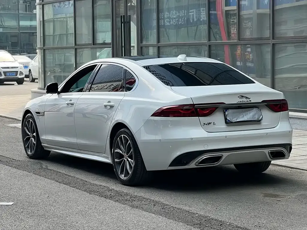Jaguar XFL 2023 из CN, фото 5