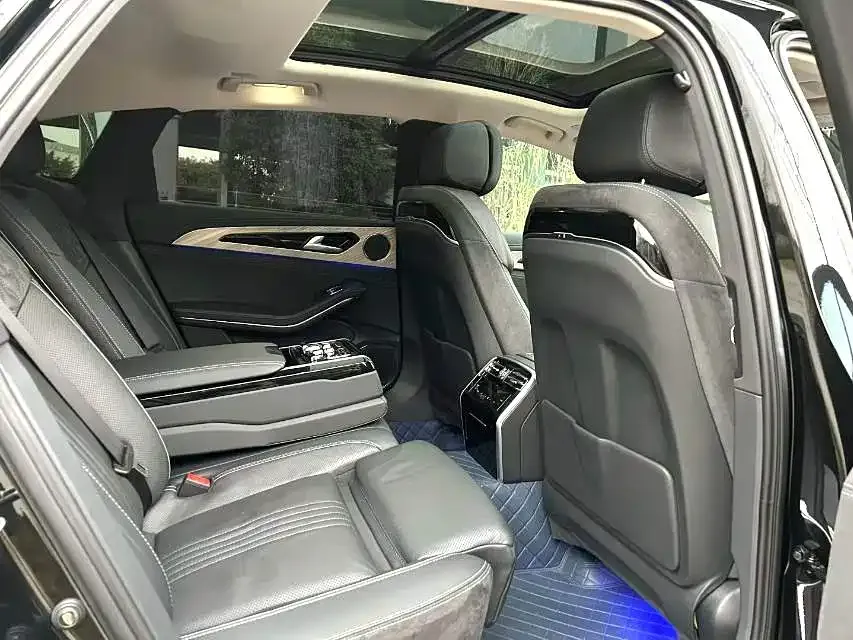 Hongqi H9 2022 из CN, фото 3
